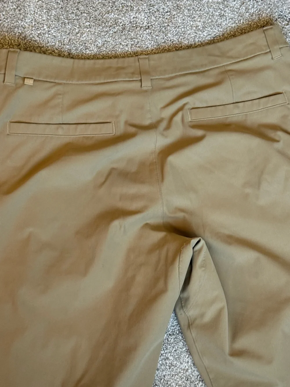 Lululemon Commission Short Relaxed Warpstreme Tofino Sand Beige Size 34